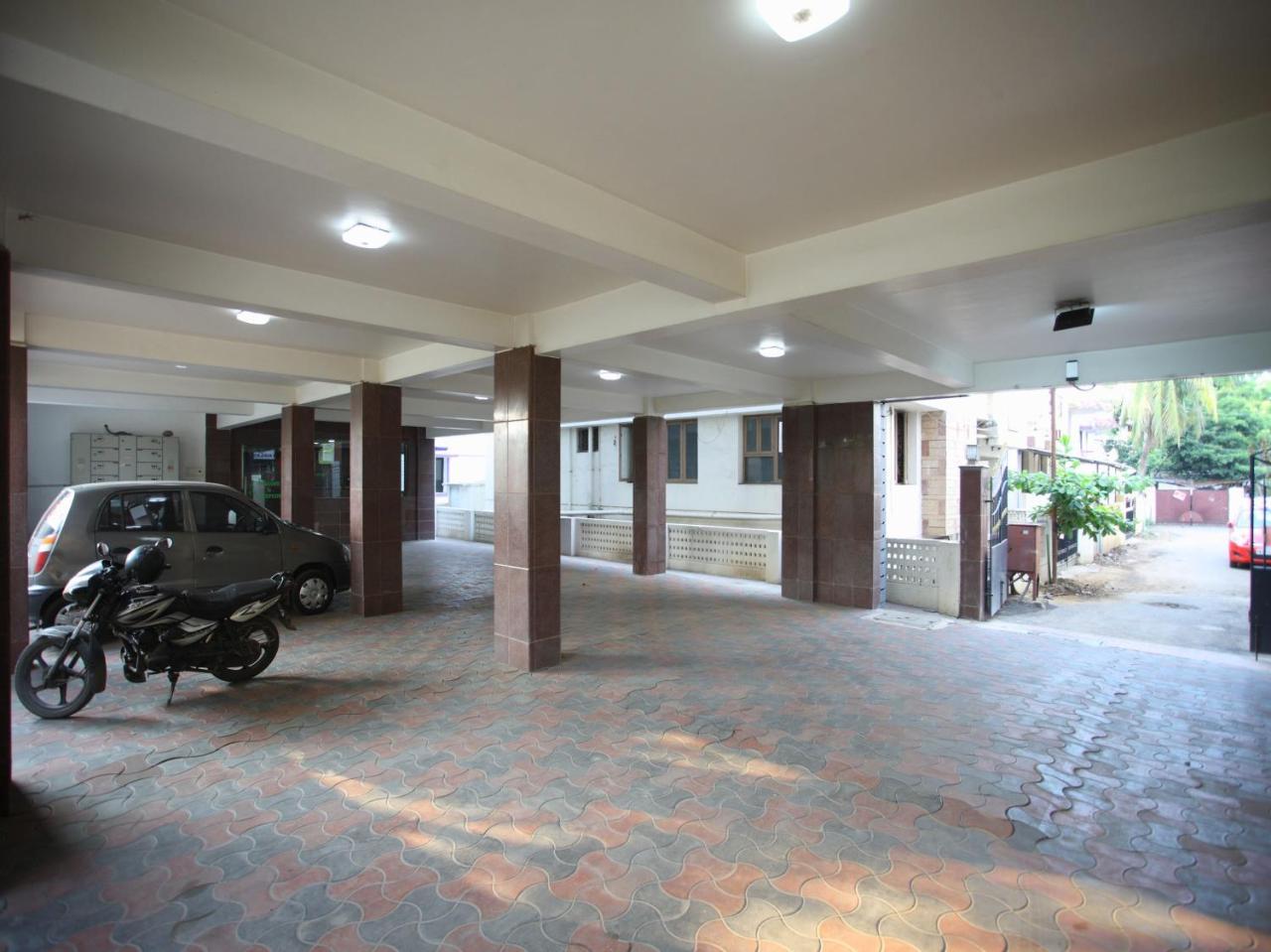 فندق Oyo 10465 Koyambedu شيناي المظهر الخارجي الصورة